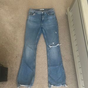 Denim, straight cut Jeans, Distressed.